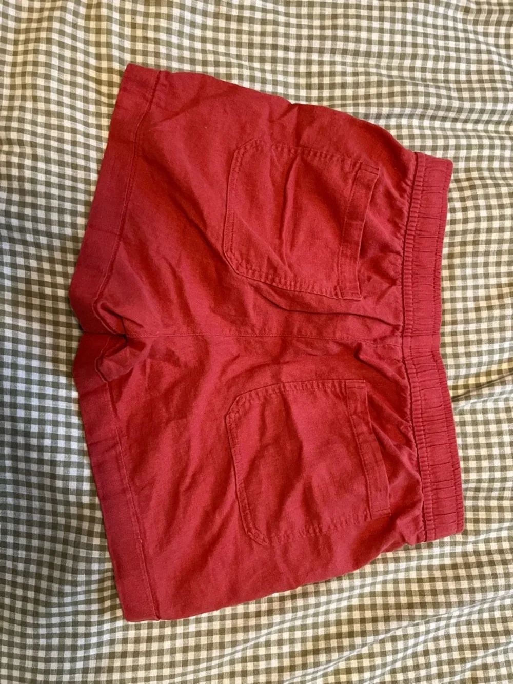 Old Navy Red Elastic-Waist linen blend pull on Shorts - Picture 3 of 3